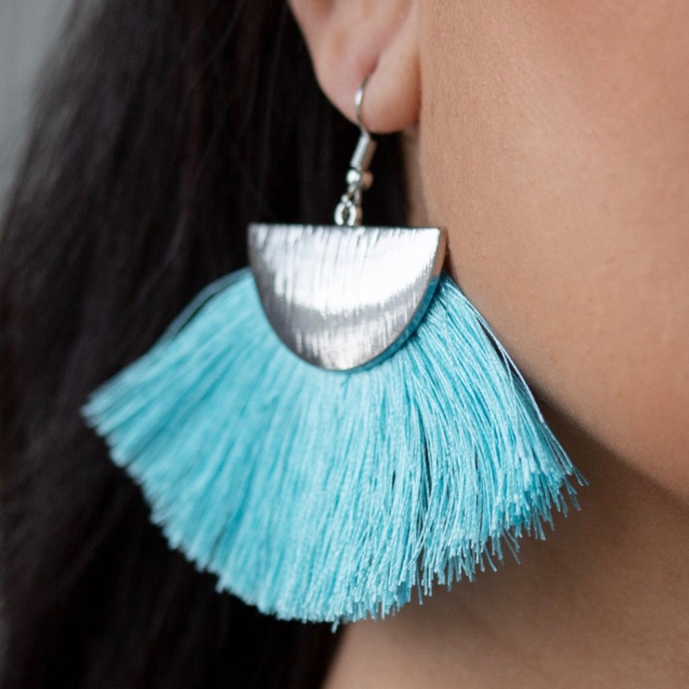 Paparazzi Foxtrap blue earring